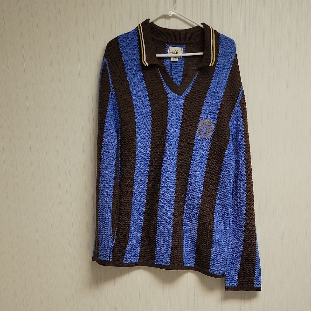 BDG V-Neck Sweater in Blue and Brown Stripes, Women's Med New Oversize - Picture 3 of 8